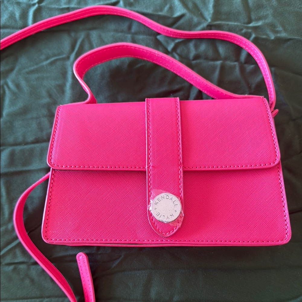 Kendall & Kylie Pink Mini Bag Structured Design - Picture 6 of 10